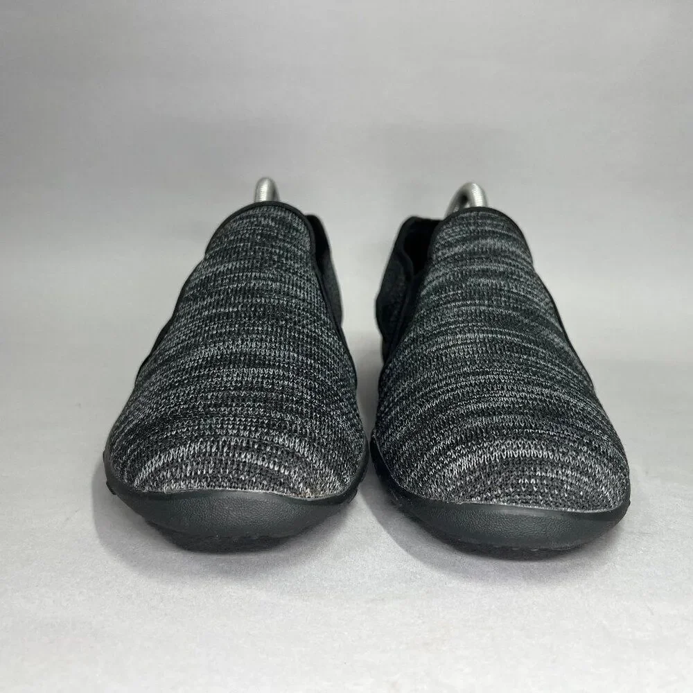 Skechers Women's Size 10 Breathe Easy‎ Like Crazy Slip-On Athletic Shoes